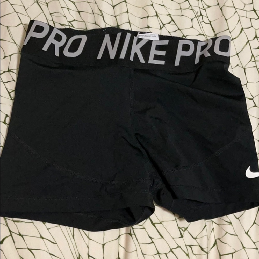 nike pros